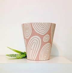 MACETA ARTESANAL ESGRAFIADA DISEÑO CORTEZAS / PIEZAS UNICAS / TIENEN DRENAJE / ELECCION MOTIVO SEGUN DISPONIBILIDAD / VALOR POR UNIDAD - tienda online