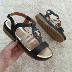 Anabela em couro preto/off white