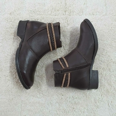 Bota em couro chocolate - comprar online