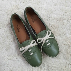 Oxford em couro verde militar - comprar online