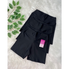 Short meia coxa Preto