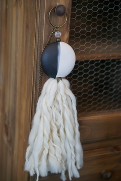 Borla medallon black/white