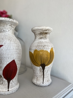 Jarron rustico flor amarilla - comprar online