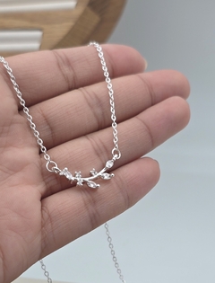 CONJUNTOS HOJITAS PIEDRA /AB - comprar online