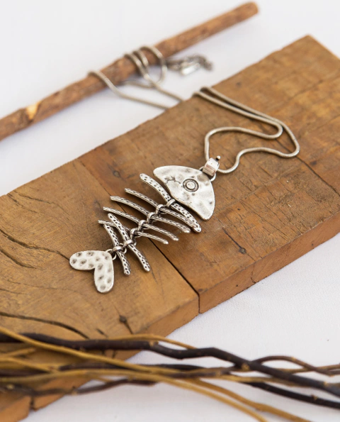 Colar Peixe 7 Espinhas