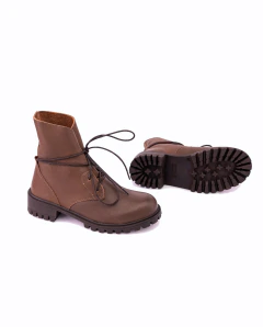 BOTA LIA - Comparsaria