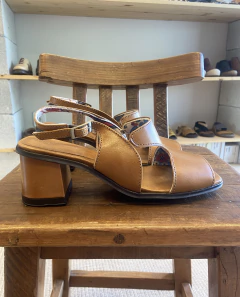 Sandália Nanda na internet