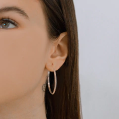 Argola Prata Redonda 3x3cm Fio Triangular - comprar online