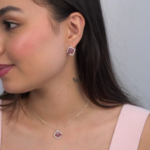 Conjunto Prat Brinco + Pingente Raminhos Pink - comprar online