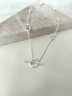 Cadena Hermes en internet