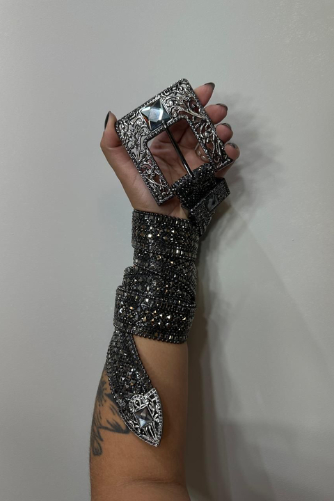 CINTO PEDRARIA PRETO