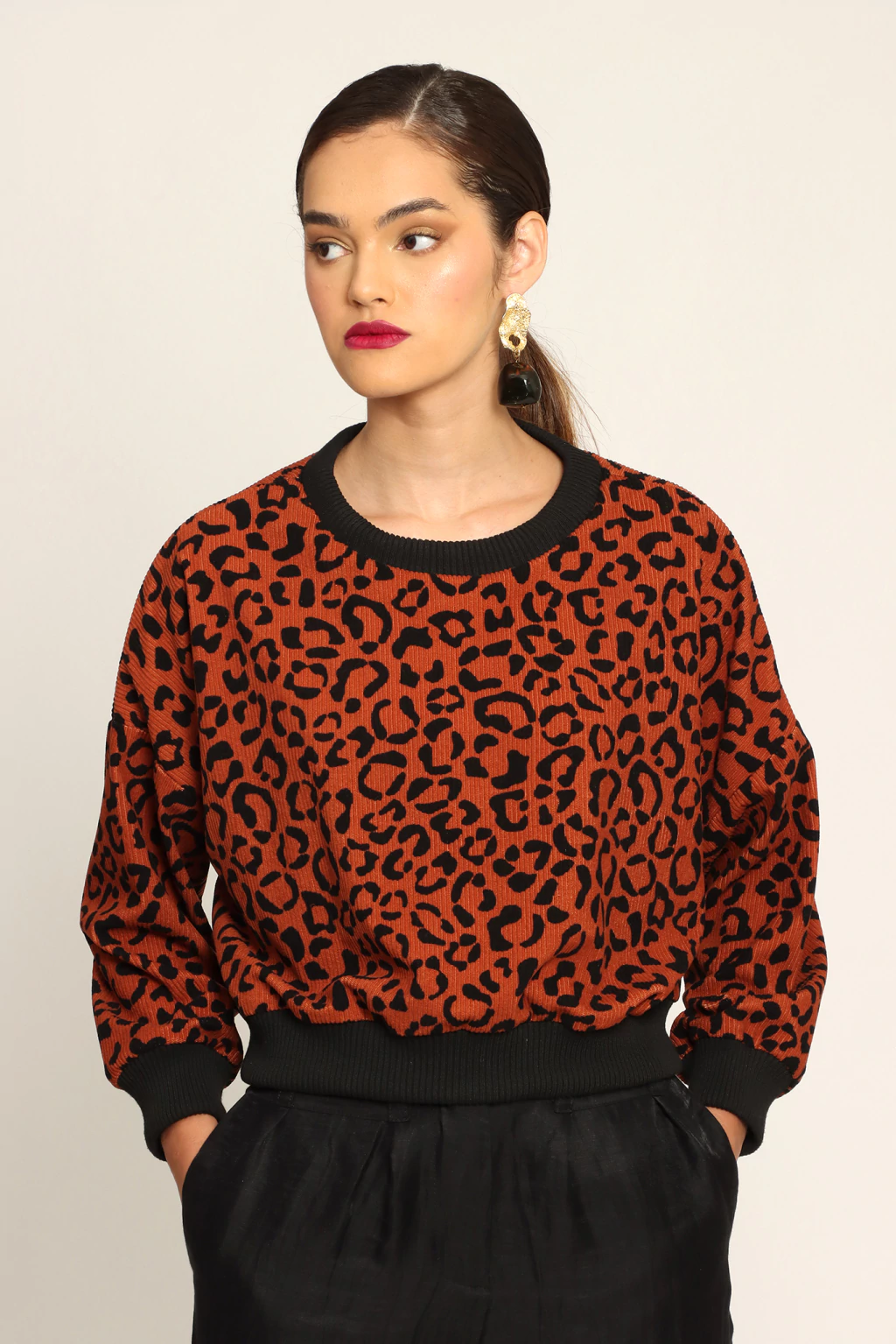BLUSA ONÇA AVELUDADA