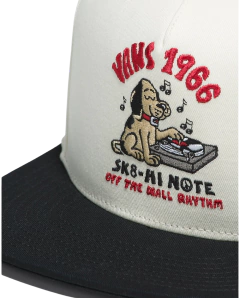 BONÉ VANS MUSIC ACADEMY`S ANTIQUE WHITE na internet