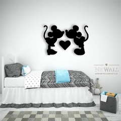 MICKEY Y MINNIE KISS