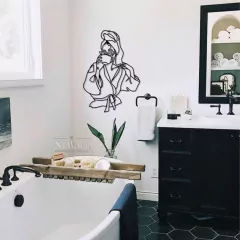 WOMEN MINIMALISTA - neWall