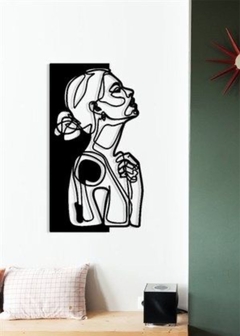 MUJER SOÑADORA