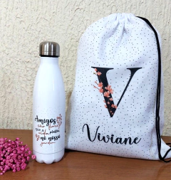 KIT 01 Garrafa Inox Térmica Branca 500ml + 01 Mochila Saco Com Nome (Amigos São Flores Que A Vida Plantou No Nosso Jardim) - comprar online