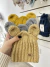 GORRITO OREJITAS AL CROCHET GRIS OK