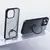 Capa magnética transparente para iPhone com suporte integrado na parte traseira.