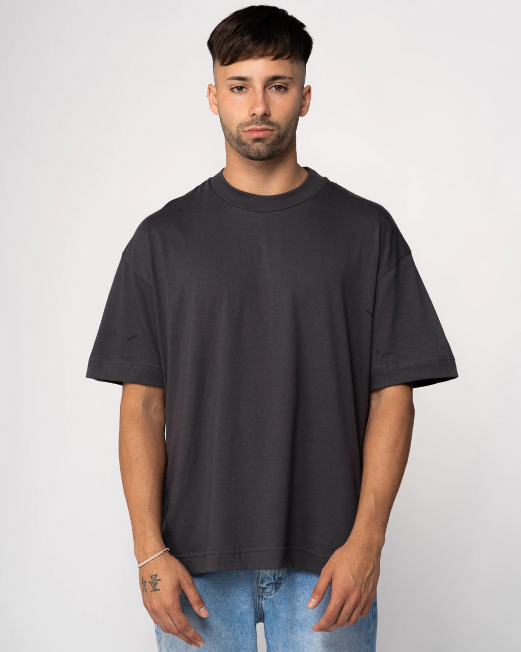 Remera Oversize Onix Grey thumbnail 3