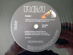 Robby - Como De Costume / Notícias De Você na internet