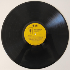 Juarez Sant'ana E Orquestra – Um Jato Musical Ao Redor Do Mundo - Discos The Vinil