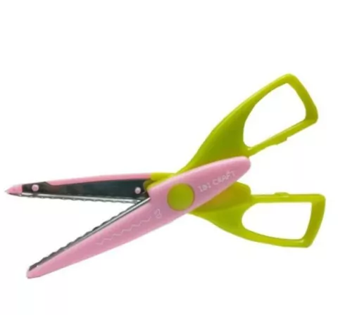 Tijera Con Forma ¨ Dentado ¨ #03 . Ibi Craft