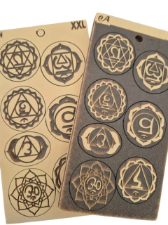 Sello Placa troquelado BR ¨ Chakras ¨x 7 u , Cod: XXL062 , Azul laser - comprar online