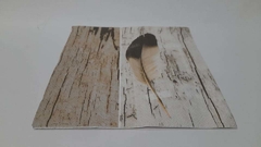 Servilleta importada ¨ Madera y pluma ¨ Cód: VS5 x Unidad
