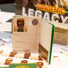 Pandemic: Legacy Season 0 - Jogo de Tabuleiro [Board Game: Galápagos] - Azuosmetal