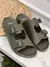 Sandalia HOWE verde Talle 39