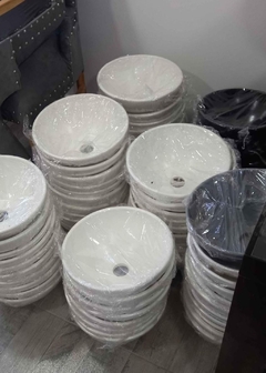 Vanitory 80cm Flotante Laqueado + Bacha + Griferia - Cubos blackioso