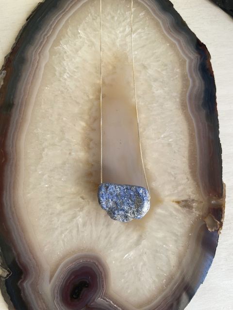 Pingente Lápis Lazúli Bruto com furo - Clareza Mental e nos objetivos