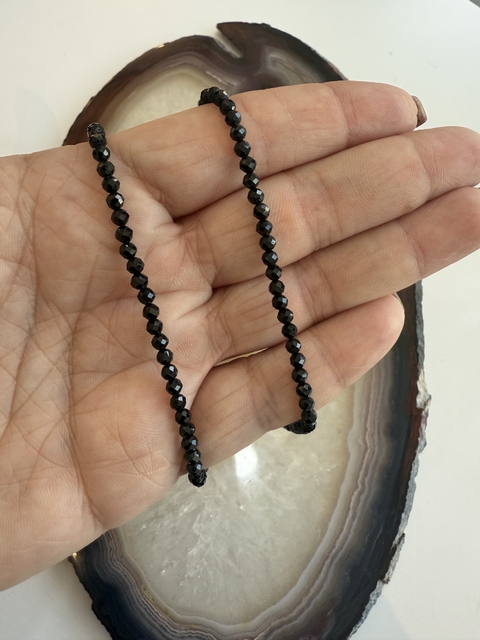 Colar Turmalina Negra 3mm Multifacetado - Proteção - comprar online