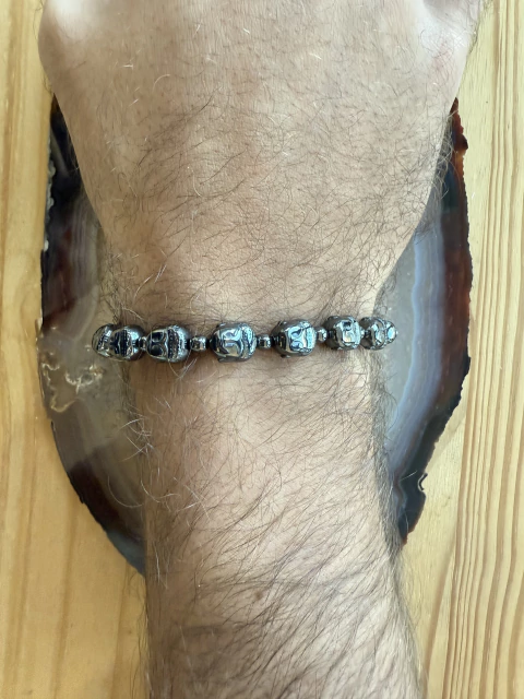 Pulseira Hematita Círculo de Budas Masculina - Proteção e Aterramento - comprar online