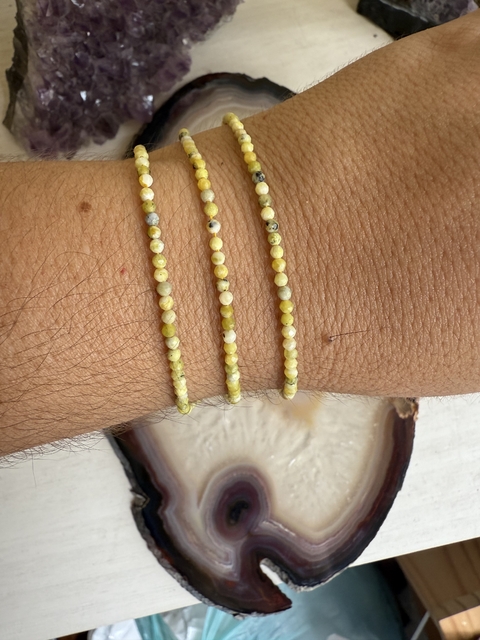 Pulseira Serpentinita 2mm Multifacetado - Cristal do Divino - comprar online