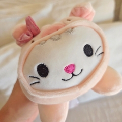 Peluche Chico Gatita Pijamita Chanchita con moño Smoochy Pals - comprar online