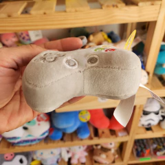 Peluche colgante Kawaii gamer de joystick tipo Playstation | 10 cm en internet