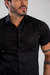 Camisaria OXN MC Preta Modelagem Slim - comprar online