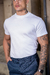 Camiseta OXN Gola Média Branca - comprar online