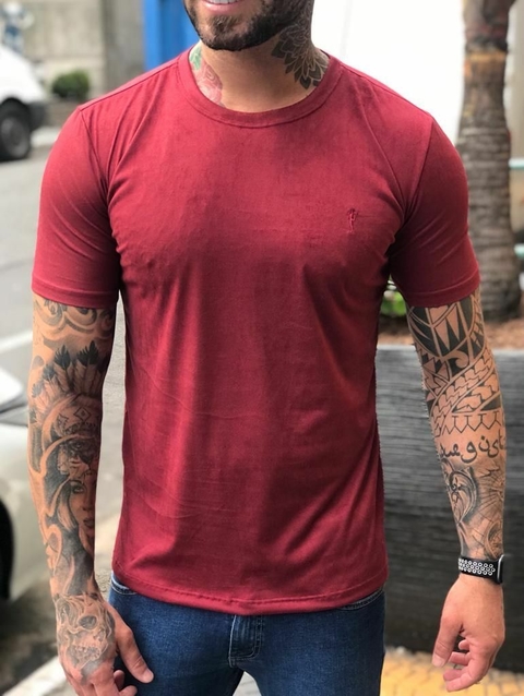 Camiseta Zip Off Slim Fit Gola Careca Bordo