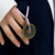 CHAVEIRO SHUI LUCKY-COIN ZAMAK TRIAD DOURADO - BRINDE