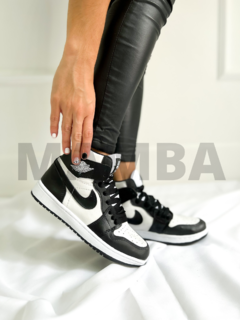 Nike Jordan Botita Negras en internet