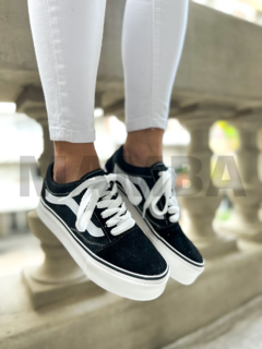 Vans Altas en internet