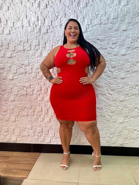 VESTIDO MONIQUE PLUS - comprar online