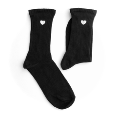 TENIS NEGRA CORAZON BLANCO - tienda online