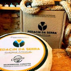 Queijo Canastra Pedacin da Serra 250g - comprar online
