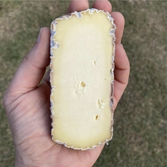 Queijo Benzinho - 200g -  Fusqueijão | Produtos da Roça - Procês da Cidade