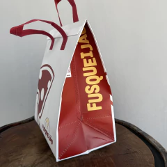 Sacola Térmica Presenteável - Tamanho Médio na internet