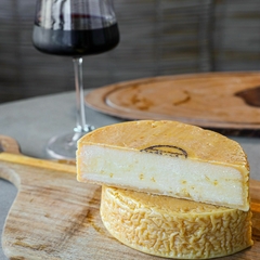 Canastra Extramaturado & Pinot Noir - comprar online